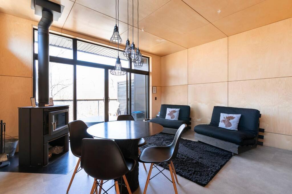 Вилла Cabin Sutton 252 - En Harmonie Avec La Nature! Экстерьер фото